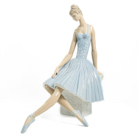 Lladró "Waiting Backstage" Ballerina Figurine (Fulgencio García)