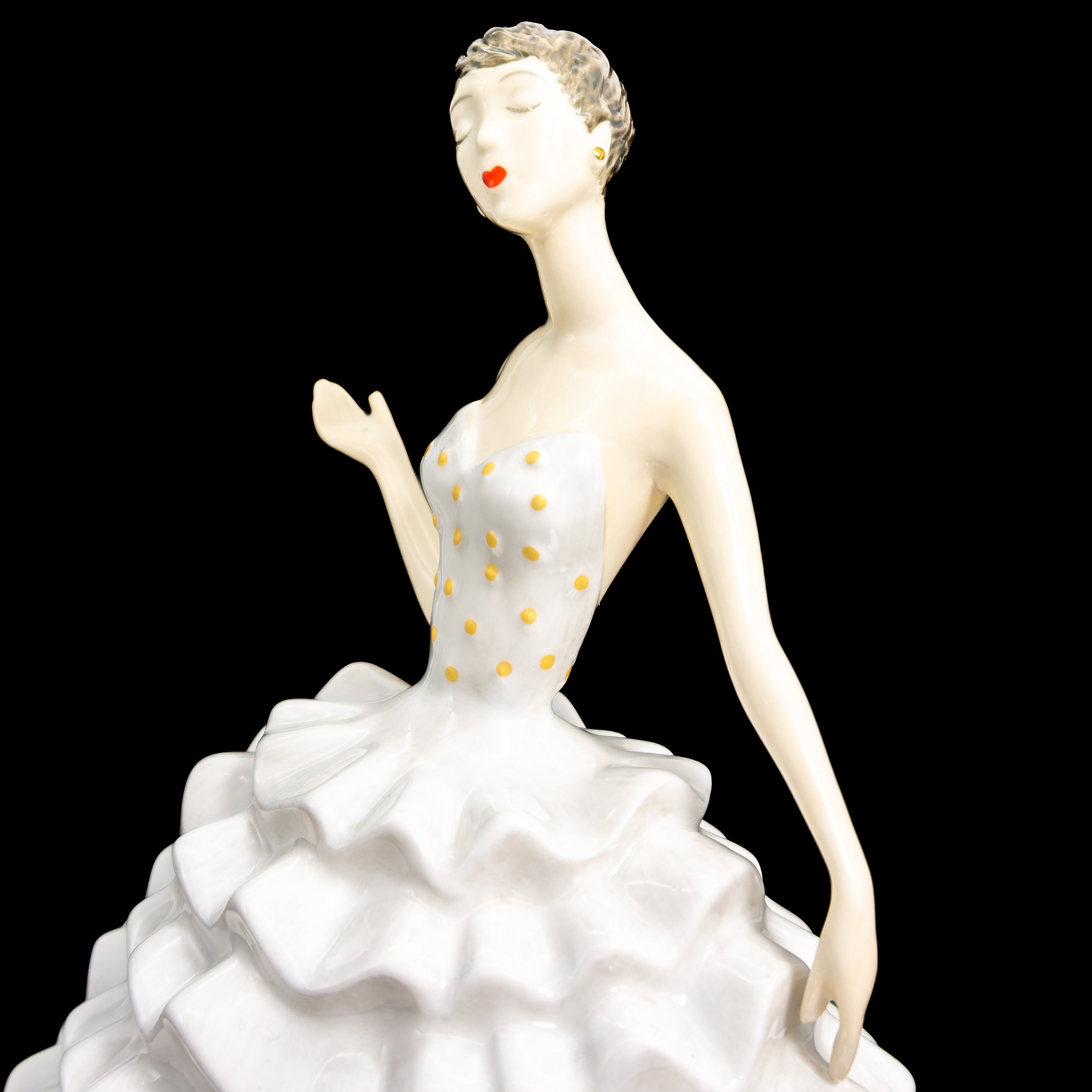 Royal Doulton “Corbeville HN5819” Figurine