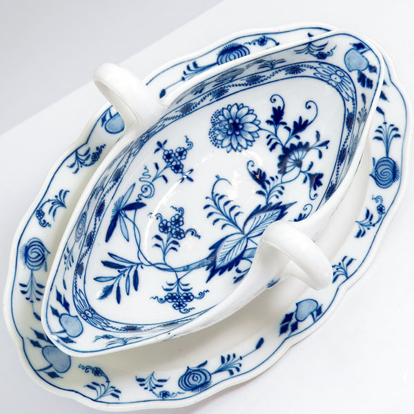 ClassyTea 1930s Meissen Blue Onion Gravy Boat (10.5" x 7") | Authentic German Porcelain Sauce Server - ClassyTea