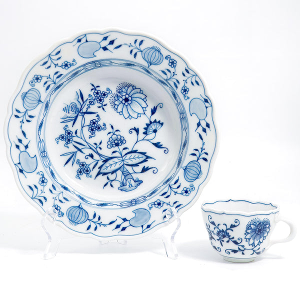 ClassyTea Meissen Blue Onion Rimmed Soup Bowls - Set of 6 | Authentic German Porcelain (9.5") - ClassyTea