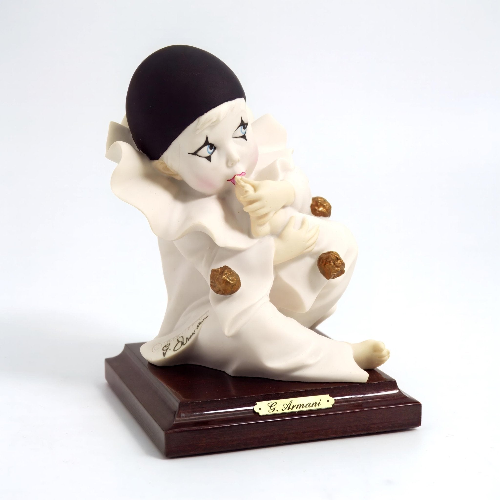 Giuseppe Armani Giuseppe Armani Authentic Vintage Porcelain Figurine Small Pierrot Sucking Its Toe Italian sculpture Curio Cabinet Art Deco Opera 0749P - Porcelain Figurine ClassyTea