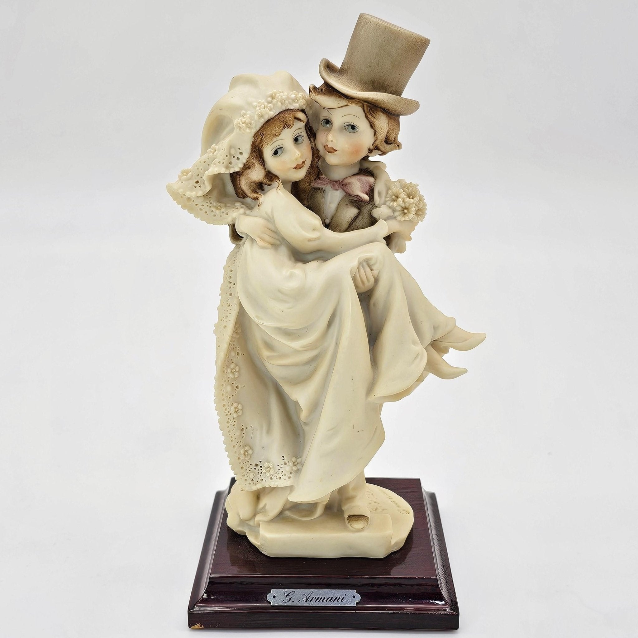 Giuseppe Armani Giuseppe Armani Just Married Porcelain Figurine (1986) | Porcelain - Porcelain Figurine ClassyTea