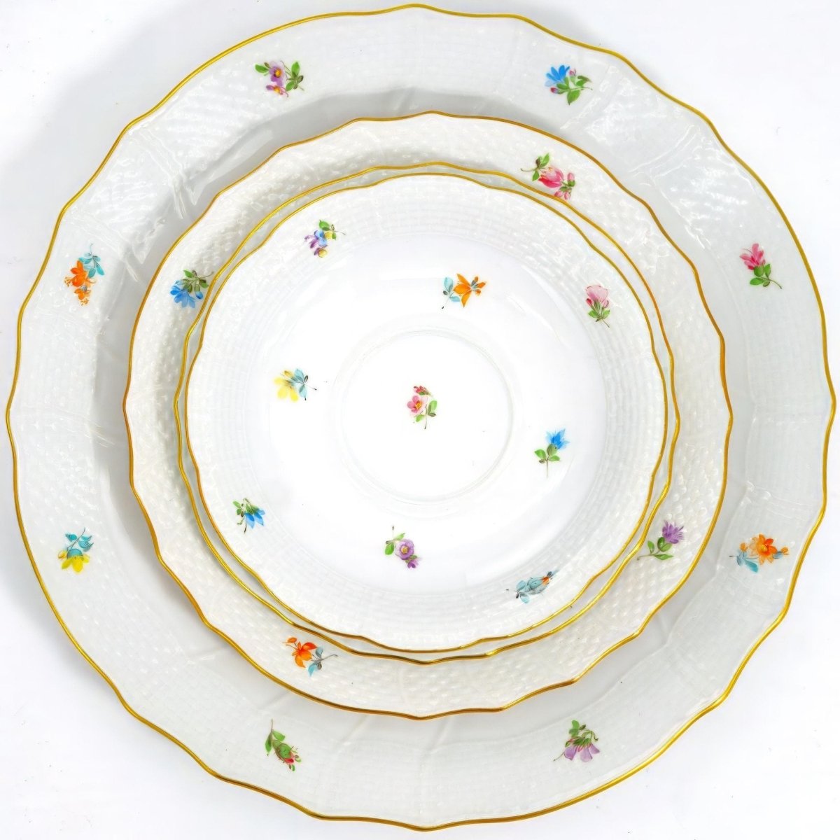Herend Kimberley China Set For 8 | Bone China – ClassyTea