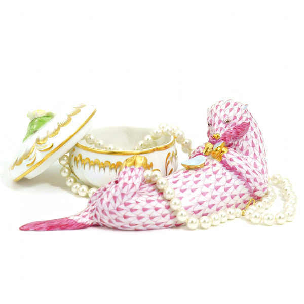 Herend Herend "Pink Fishnet" Sea Otter Figurine (7") - Figurine ClassyTea