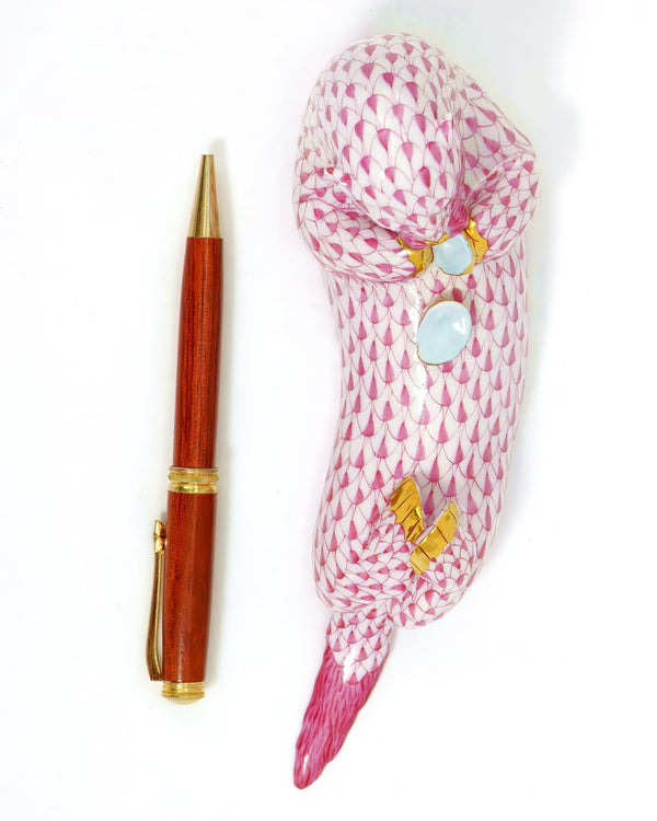 Herend Herend "Pink Fishnet" Sea Otter Figurine (7") - Figurine ClassyTea