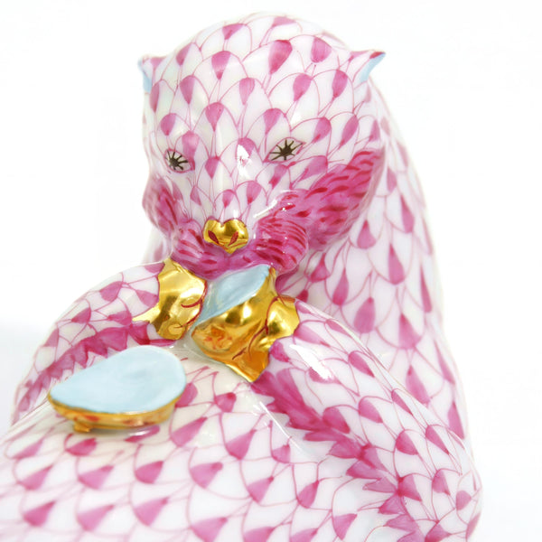 Herend Herend "Pink Fishnet" Sea Otter Figurine (7") - Figurine ClassyTea
