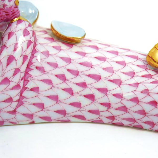 Herend Herend "Pink Fishnet" Sea Otter Figurine (7") - Figurine ClassyTea