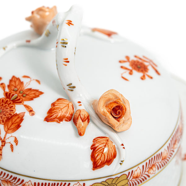 b1253d27-71b5-472b-97f9-c27680f19034