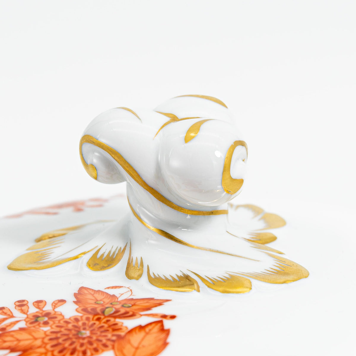 Herend "Chinese Bouquet" Covered Tureen (Rust)