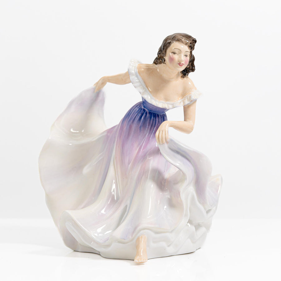 Royal Doulton "A Gypsy Dance" Figurine (HN2230)