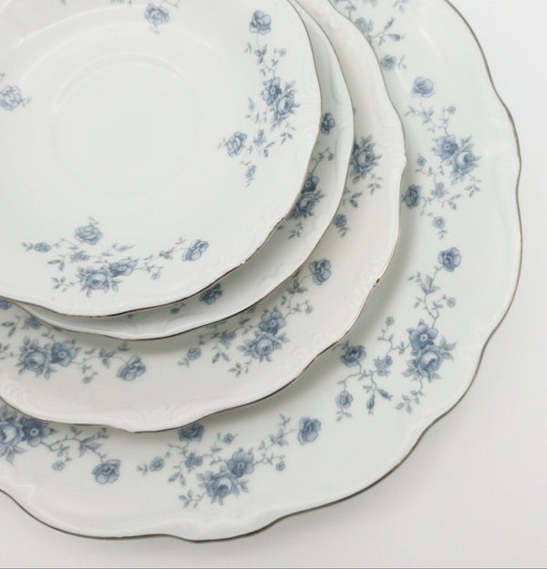 Johann Haviland Johann Haviland Blue Garland china set for 8 Bavarian vintage plates teacup and saucer wedding gift housewarming gift anniversary gift - China Set ClassyTea