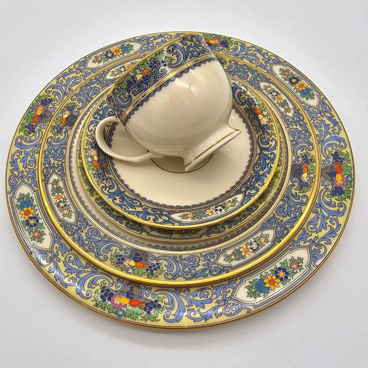 Lenox Lenox Autumn Fine China Set for 8 with 22kt Gold Trim | 40 Piece Set | Presidential Collection Blue Scrolls, Fruit | (Gold Back - Stamp) - China Set ClassyTea