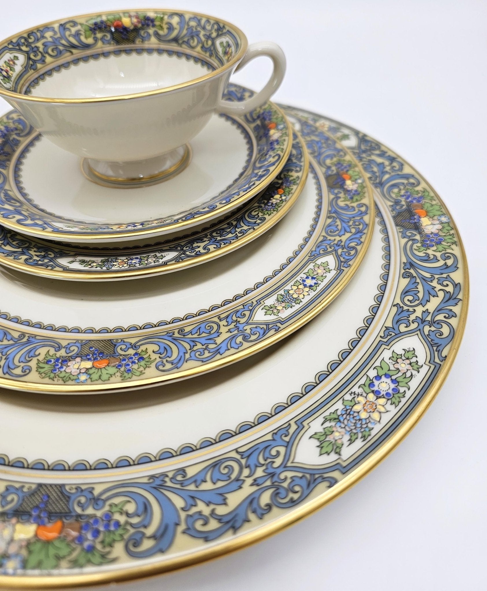 Lenox Lenox Autumn Fine China Set for 8 with 22kt Gold Trim | 40 Piece Set | Presidential Collection Blue Scrolls, Fruit Made in USA - China Set ClassyTea