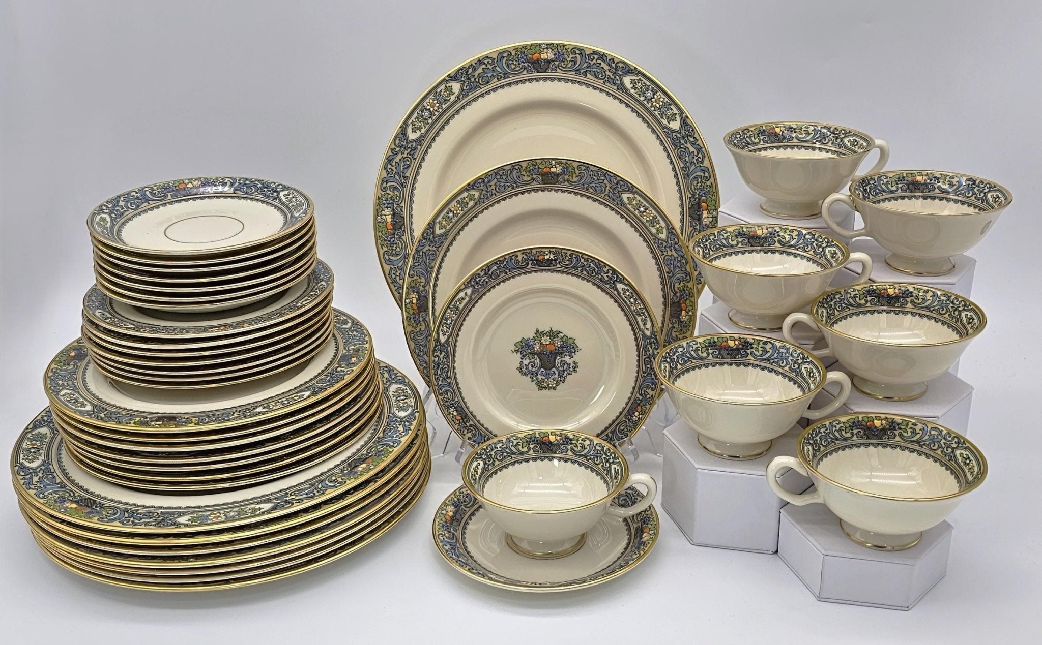 Lenox Lenox Autumn Fine China Set for 8 with 22kt Gold Trim | 40 Piece Set | Presidential Collection Blue Scrolls, Fruit Made in USA - China Set ClassyTea