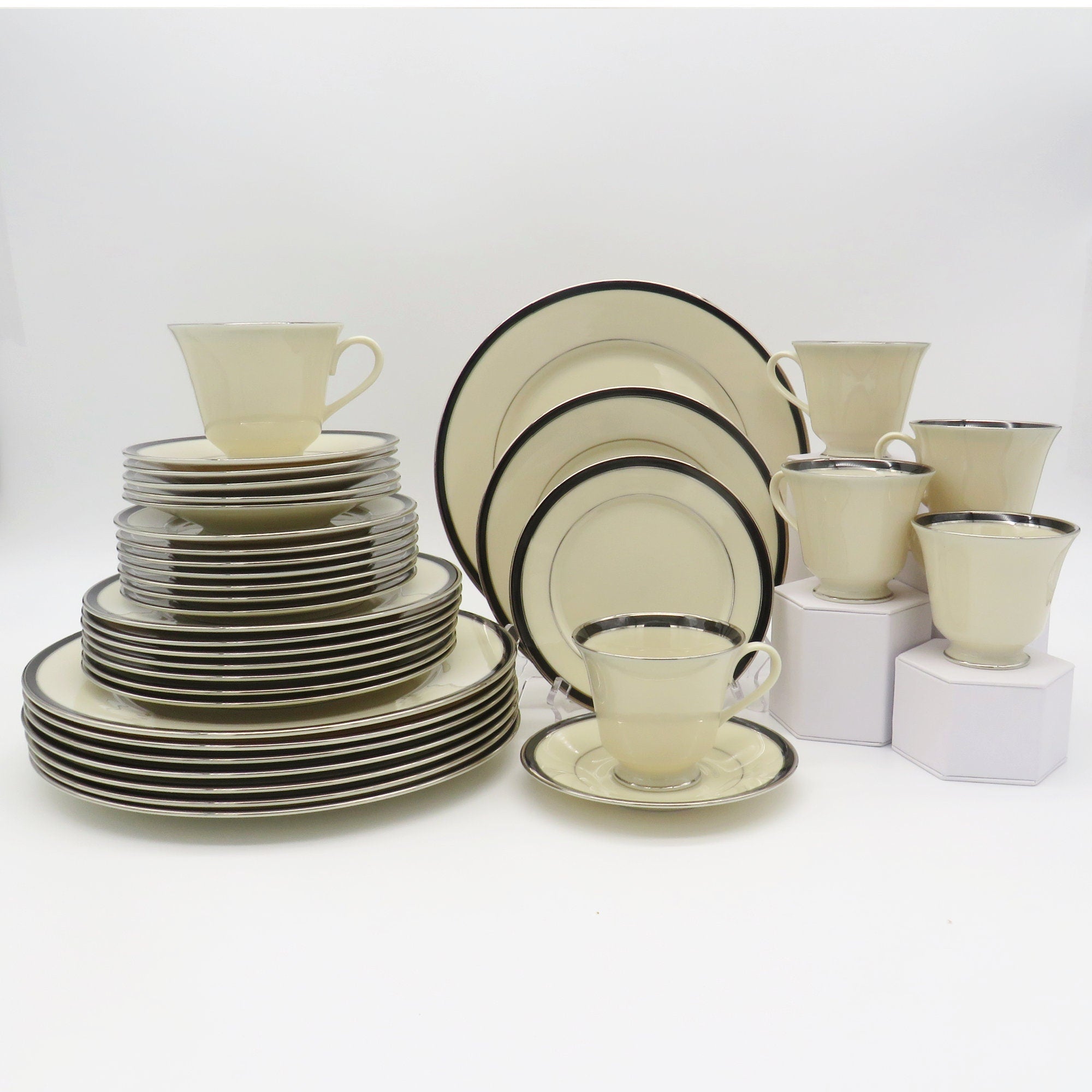 Lenox Lenox Black Royale (Service for 6) | Cosmopolitan Luxury Dinnerware Cosmopolitan, Black Band, Platinum Rings, Vintage Fine China Set - China Set ClassyTea