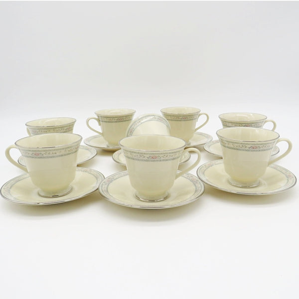 Lenox Lenox Charleston China Set for 8 (40 Piece) | Dinnerware Set Floral Elements Geometric, Cream Rose Peonies Platinum Trim, Thanksgiving Set - China Set ClassyTea