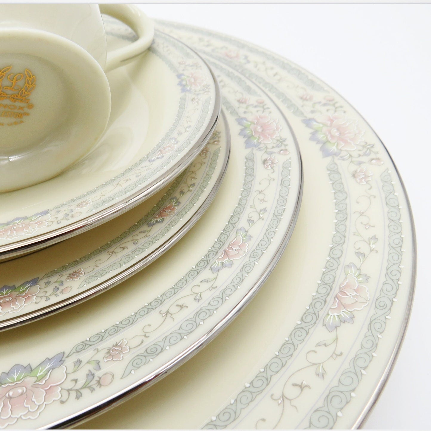 Lenox Lenox Charleston China Set for 8 (40 Piece) | Dinnerware Set Floral Elements Geometric, Cream Rose Peonies Platinum Trim, Thanksgiving Set - China Set ClassyTea