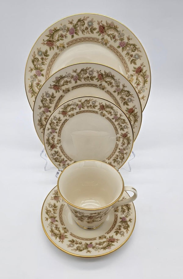 Lenox Lenox Helmsley | Service for 2 | Fine China Set | Floral Elements and Gold Trim | Luxury Gift | 10 Piece Dinnerware set | Thanksgiving - China Set ClassyTea
