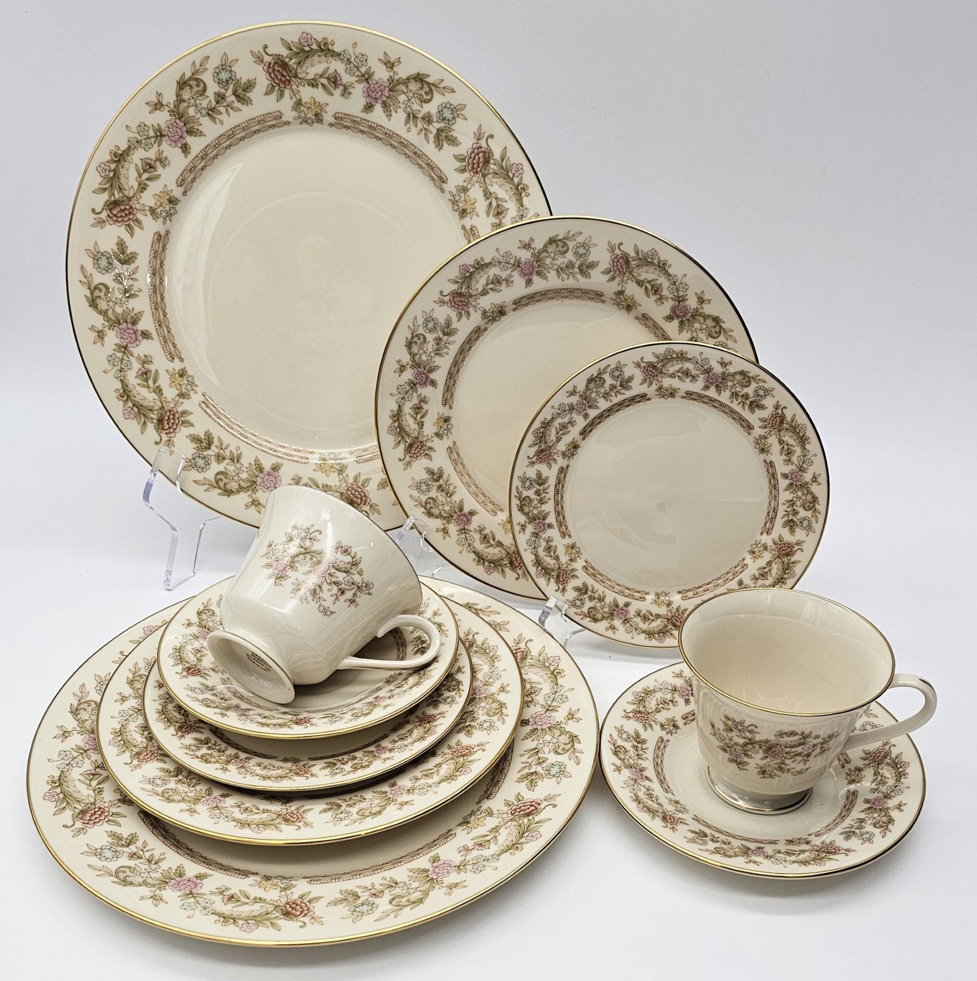 Lenox Lenox Helmsley | Service for 2 | Fine China Set | Floral Elements and Gold Trim | Luxury Gift | 10 Piece Dinnerware set | Thanksgiving - China Set ClassyTea