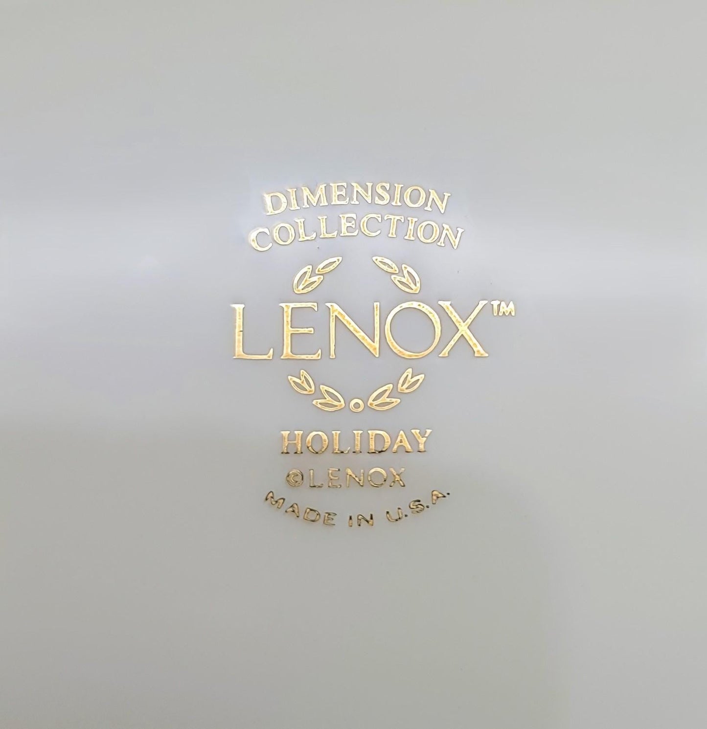 Lenox Set for 4 Lenox Holiday 20 - Piece China Set | Dimension Collection, Holly, Berries, Gold Trim | Christmas Tables Decor | Holiday Dinnerware - China Set ClassyTea