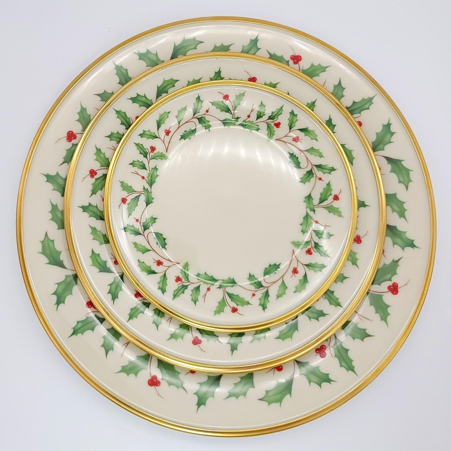Lenox Set for 4 Lenox Holiday 20 - Piece China Set | Dimension Collection, Holly, Berries, Gold Trim | Christmas Tables Decor | Holiday Dinnerware - China Set ClassyTea
