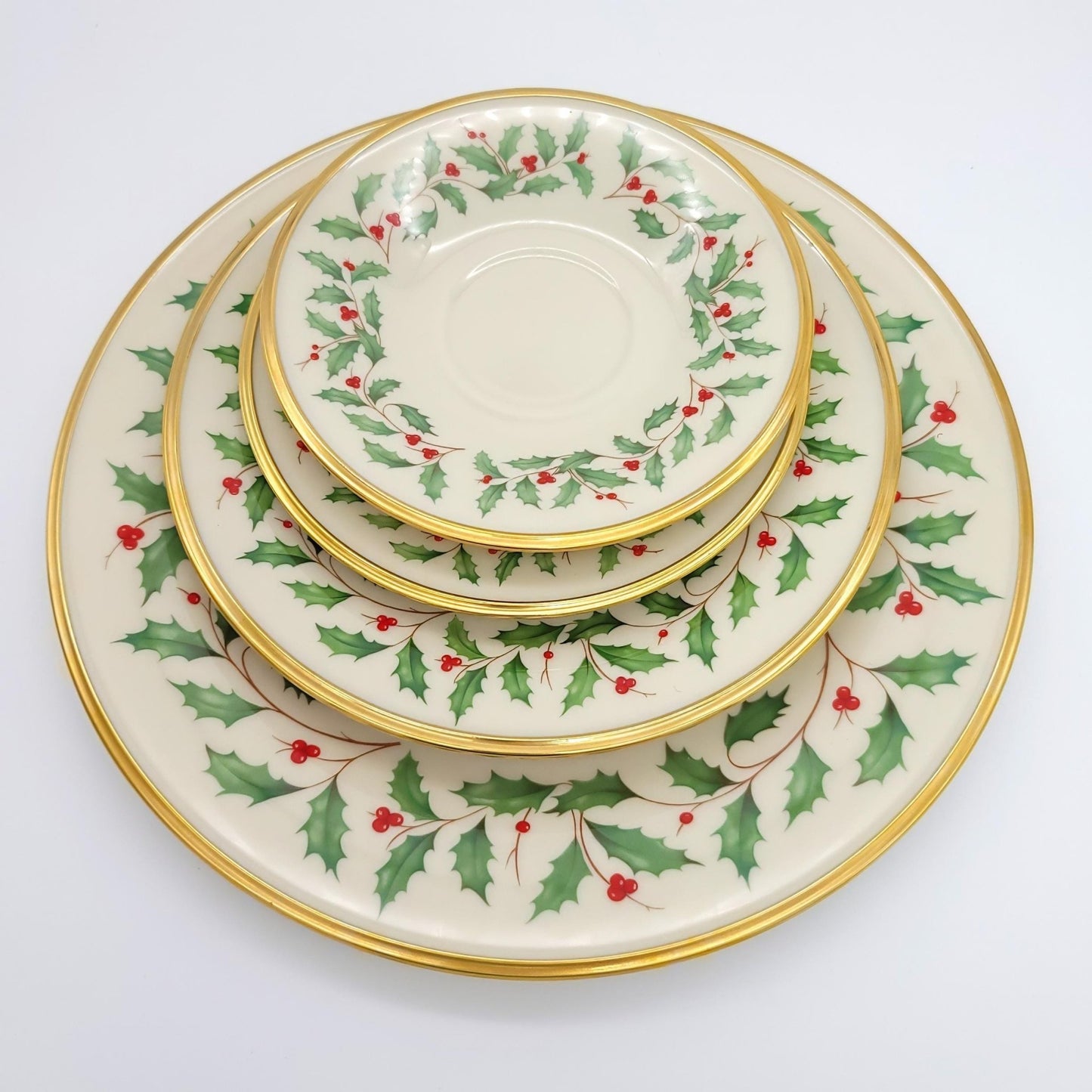 Lenox Set for 4 Lenox Holiday 20 - Piece China Set | Dimension Collection, Holly, Berries, Gold Trim | Christmas Tables Decor | Holiday Dinnerware - China Set ClassyTea