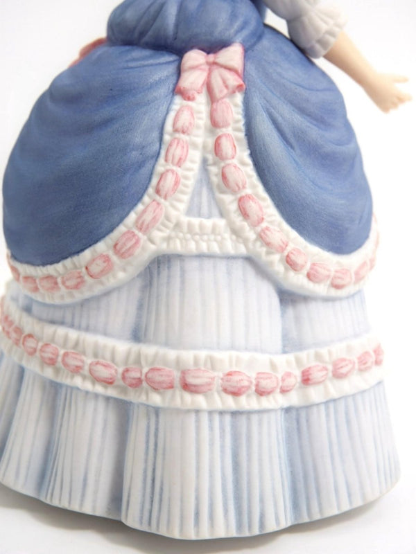Lenox Lenox "Governor's Garden Party" 1985 Porcelain Figurine | Rococo Art | Handcrafted Lenox Collectible | Elegant Antique & Victorian Decor b - Porcelain Figurine ClassyTea