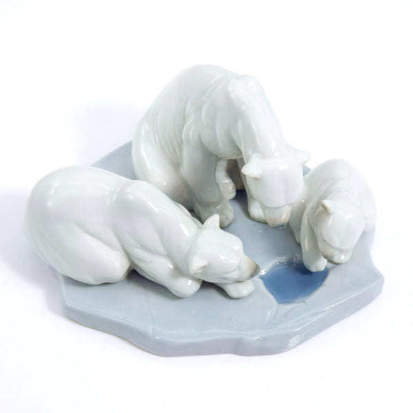 Lladró Lladró "Bearly Love" Figurine - Figurine ClassyTea