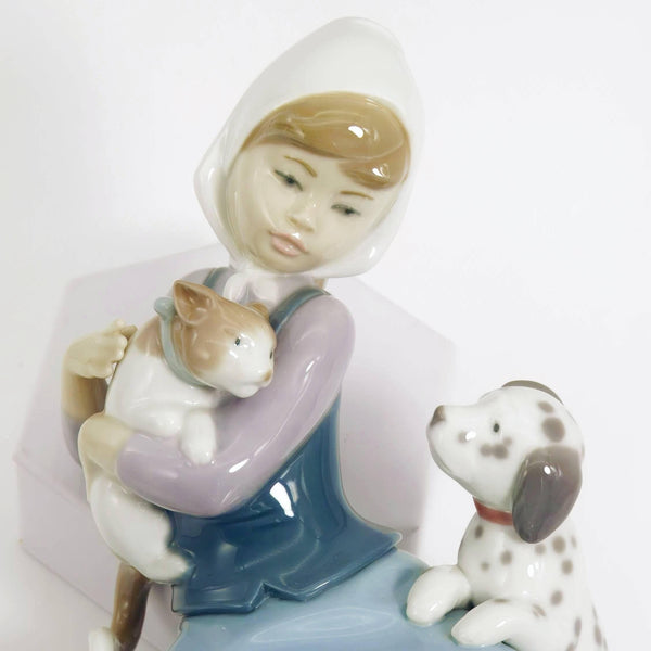 Lladró Lladró "Little Friskies" Figurine - Figurine ClassyTea