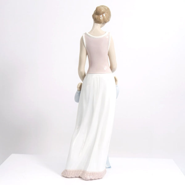 Lladro Large Lladro Porcelain Figurine of Mother & Child | Someone To Look Up 6771 | Mothers Day Gift for New Mom Gift for Baby Gift Nursery Decor - Porcelain Figurine ClassyTea