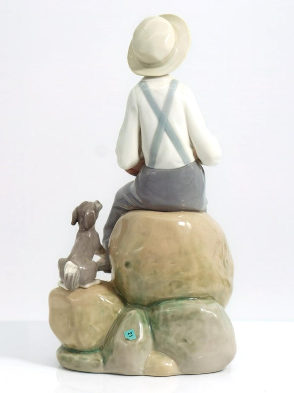 Lladro Lladro Sea Fever 5661 | Porcelain Figurine Gift for Baby Shower Figurine Gift for Coastal Nursery Decor Gift for Grandson Gift for Granddad - Porcelain Figurine ClassyTea