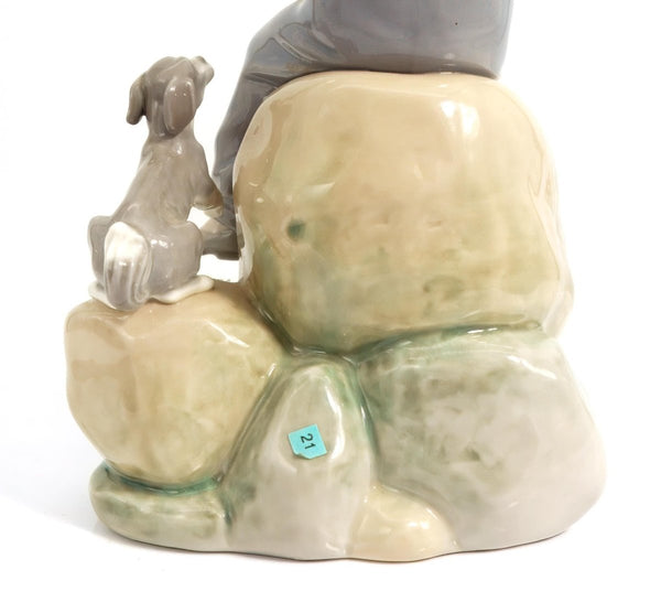 Lladro Lladro Sea Fever 5661 | Porcelain Figurine Gift for Baby Shower Figurine Gift for Coastal Nursery Decor Gift for Grandson Gift for Granddad - Porcelain Figurine ClassyTea
