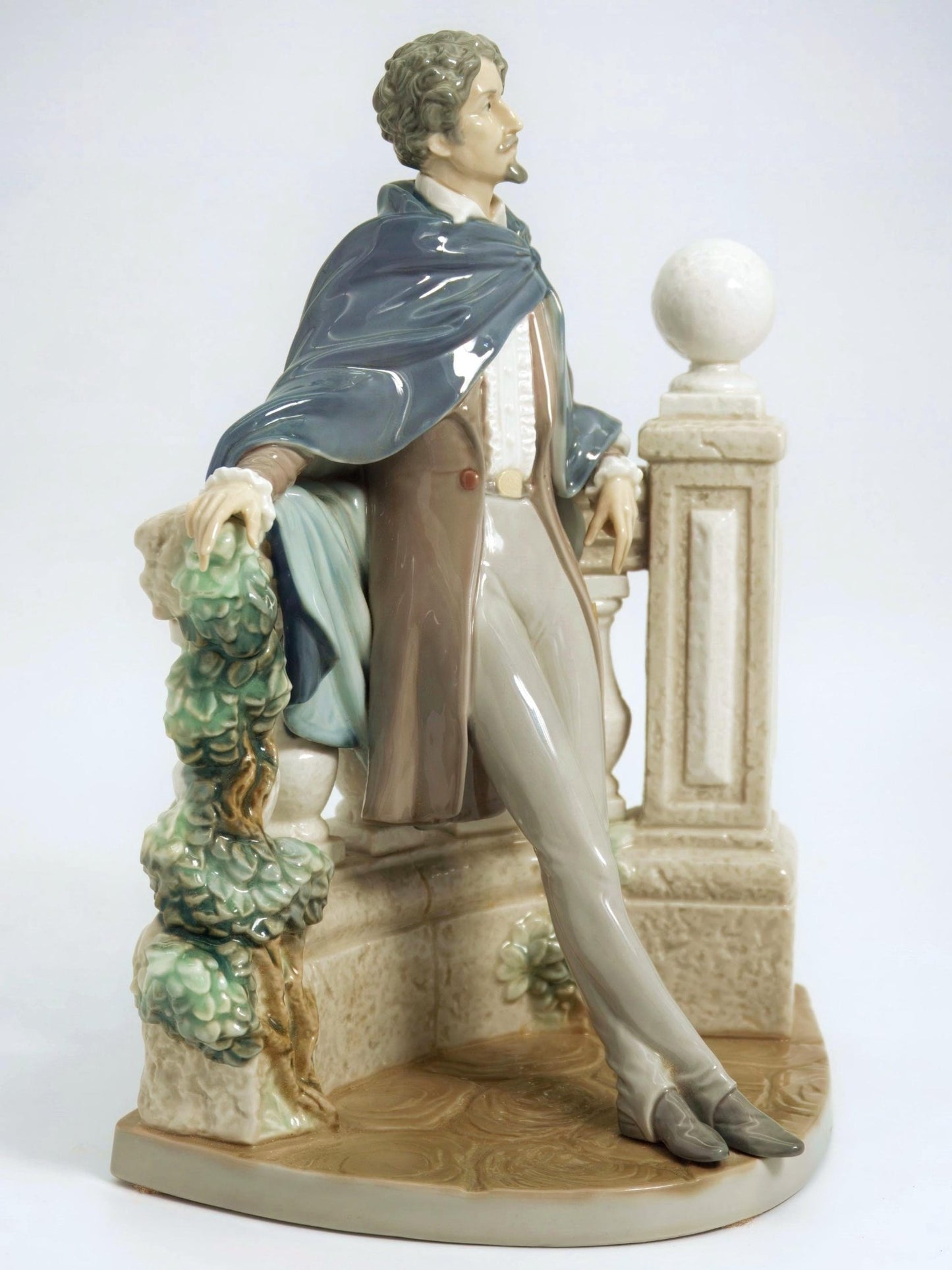 Lladro Lladro The Poet Sculpture Statue Figurine| Shakespeare Gifts Porcelain Antique | Made in Spain| Curio Cabinet | Becquer Unique Shelf Decor - Porcelain Figurine ClassyTea