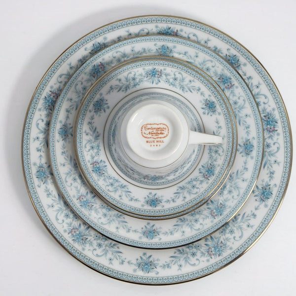Noritake Complete Noritake Blue Hill 40 - Piece Dinnerware Set: Elegant Floral Design with Pink & Platinum Trim| China Set for 8 | Service for 8 - China Set ClassyTea