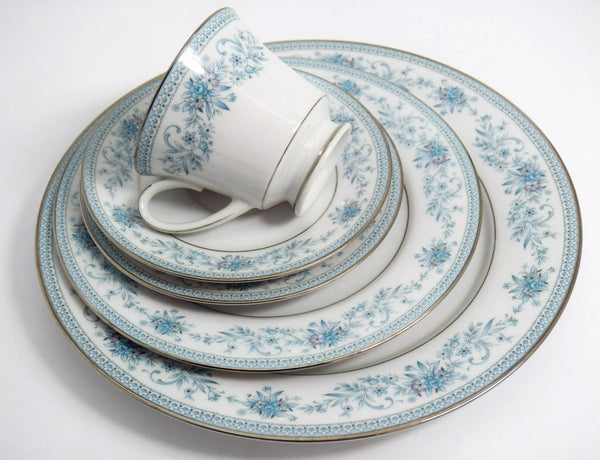 Noritake Complete Noritake Blue Hill 40 - Piece Dinnerware Set: Elegant Floral Design with Pink & Platinum Trim| China Set for 8 | Service for 8 - China Set ClassyTea
