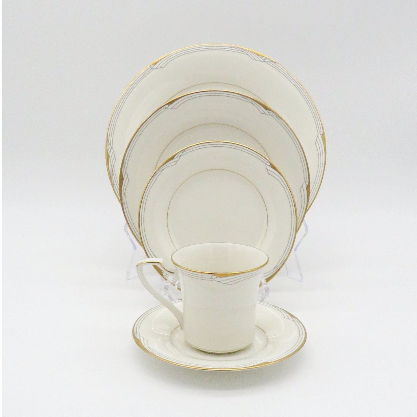 Noritake Noritake Golden Cove China Set for 8 | 45 Pieces Complete Dinnerware Set White Light gray Geometric Art Gold Trim Wedding Registry - China Set ClassyTea