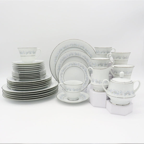 Noritake Noritake Marywood Set for 6 Guest | 32 Pieces China Set with Sugar Bowl and Creamer | Blue Floral and Platinum Trim | Luxury Dinnerware - China Set ClassyTea
