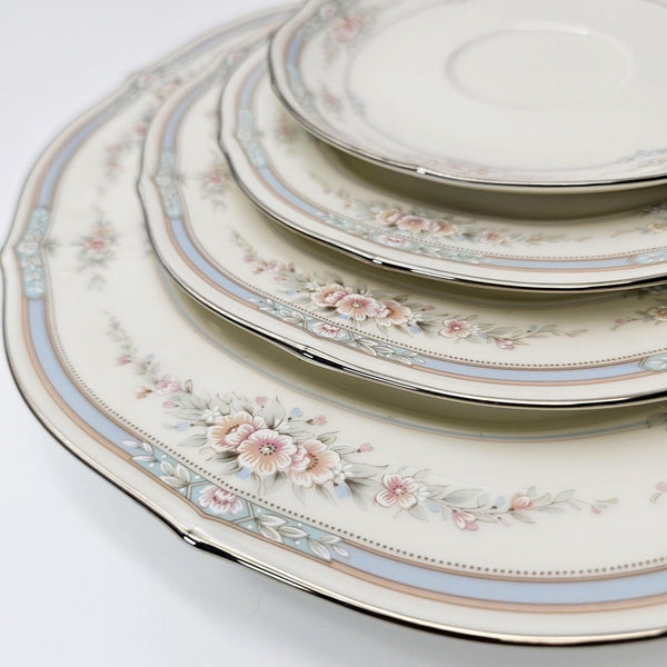 Noritake Noritake Rothschild 20 - Piece Dinnerware Set, Service for 4, Vintage Fine China, Discontinued Pattern, Wedding Gift Luxury China - China Set ClassyTea