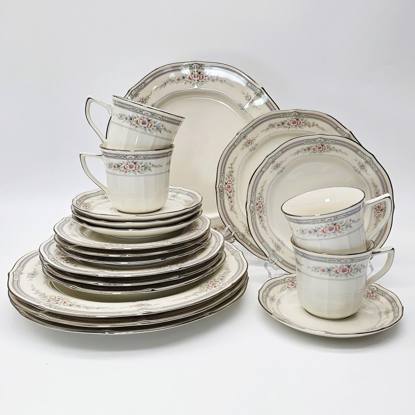 Noritake Noritake Rothschild 20 - Piece Dinnerware Set, Service for 4, Vintage Fine China, Discontinued Pattern, Wedding Gift Luxury China - China Set ClassyTea
