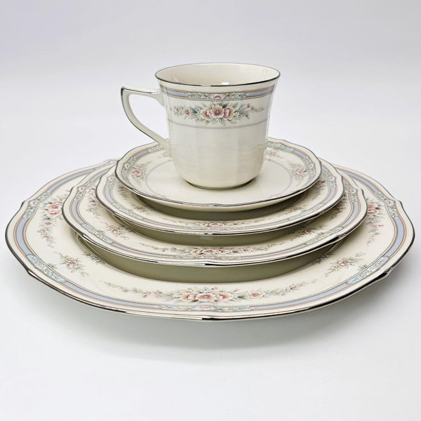 Noritake Noritake Rothschild 20 - Piece Dinnerware Set, Service for 4, Vintage Fine China, Discontinued Pattern, Wedding Gift Luxury China - China Set ClassyTea