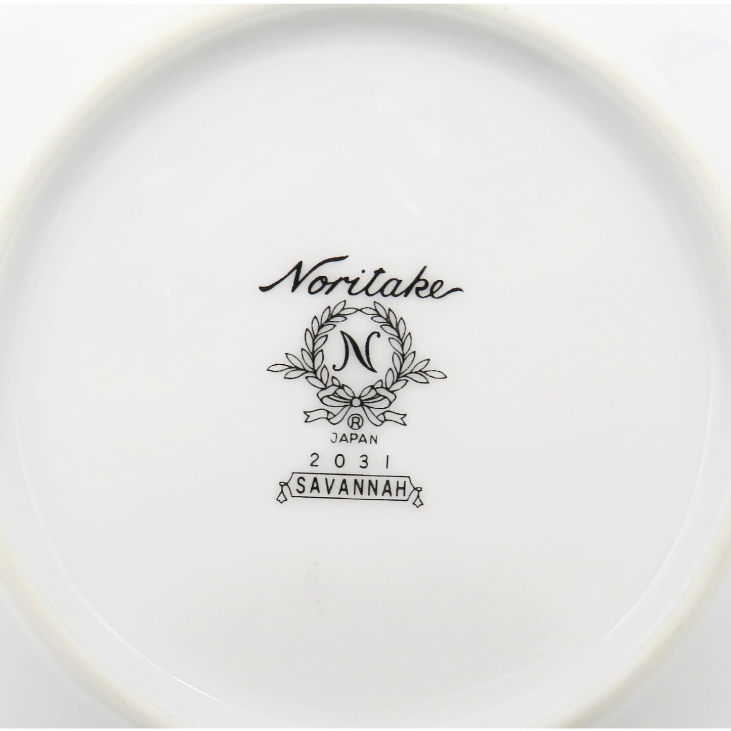 Noritake Noritake Savannah | China Set for 2 | 14 Dinnerware Pieces | Platinum Trim Green Foliage Light Blue pink Flowers on White - China Set ClassyTea