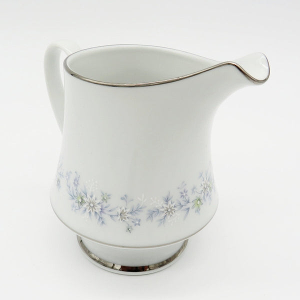 Noritake Noritake Marywood Hostess Set | 5 Pieces Sugar Bowl, Creamer, Gravy Boat, Salt & Pepper | Blue Floral and Platinum Trim | Luxury Dinnerware - Serving Set ClassyTea