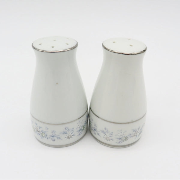 Noritake Noritake Marywood Hostess Set | 5 Pieces Sugar Bowl, Creamer, Gravy Boat, Salt & Pepper | Blue Floral and Platinum Trim | Luxury Dinnerware - Serving Set ClassyTea