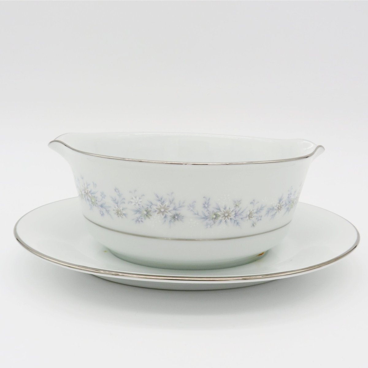 Noritake Noritake Marywood Hostess Set | 5 Pieces Sugar Bowl, Creamer, Gravy Boat, Salt & Pepper | Blue Floral and Platinum Trim | Luxury Dinnerware - Serving Set ClassyTea