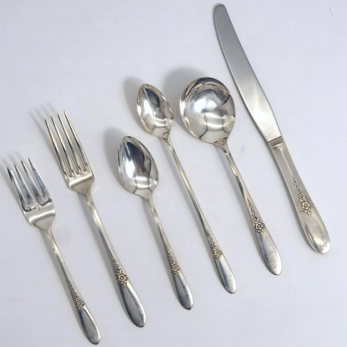 Oneida Vintage Oneida Tudor Silver Plate Flatware Set 62 Piece Complete Silver Plated Set for 8 Silverware 25th Anniversary Gift for Wife Gift Mom - Silverplated Flatware Set ClassyTea