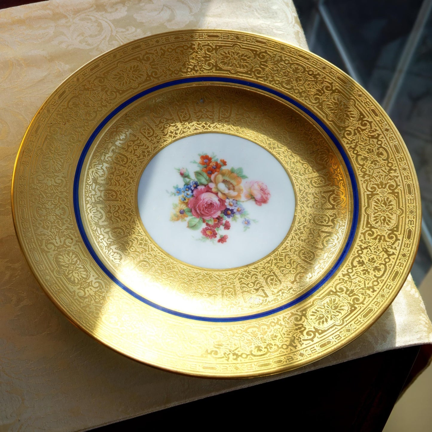 Royal Bavarian Hutschenreuther 1920s Art Deco Antique Dinner Plates For China Cabinet - Royal Bavarian Hutschenreuther 22kt Cobalt Blue & Gold Floral Plates China Set - China Cabinet Plate Set ClassyTea
