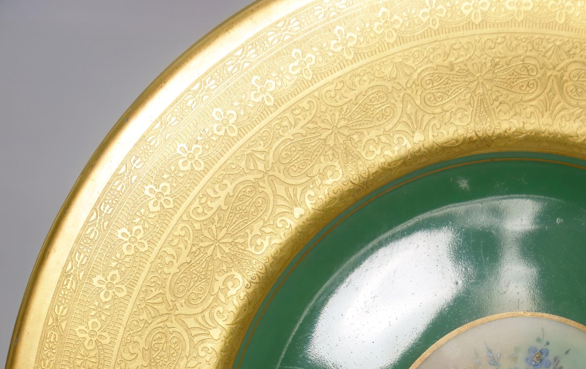Royal Bavarian Hutschenreuther 1920s Art Deco Antique Dinner Plates For China Cabinet - Royal Bavarian Hutschenreuther 24kt Forest Green & Gold Floral Plates China Set - China Cabinet Plate Set ClassyTea