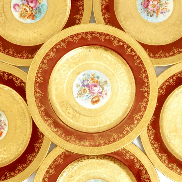 Royal Bavarian Hutschenreuther Royal Bavarian Hutschenreuther Red & Gold China Cabinet Plate Set (1925) (Set for 6) | Porcelain - China Cabinet Plate Set ClassyTea