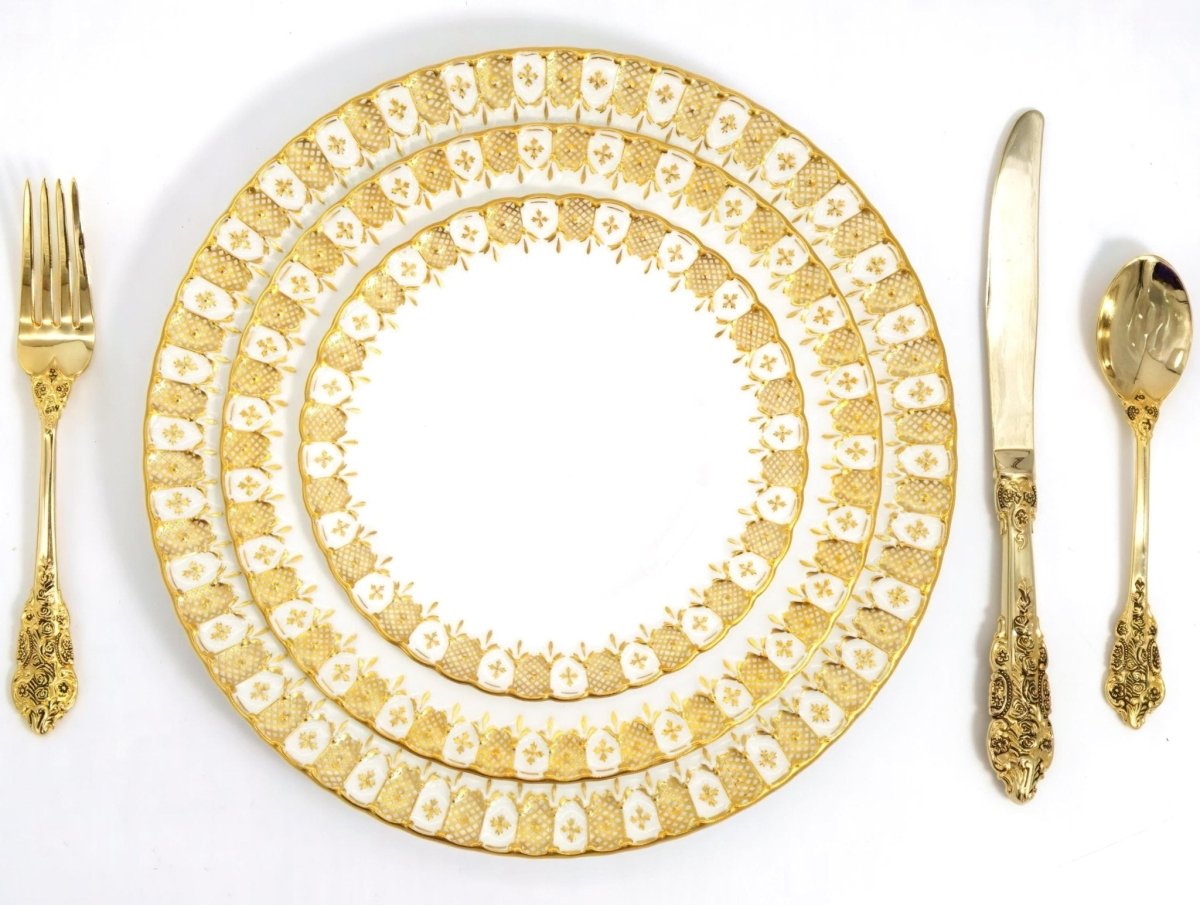 Royal Crown Derby Royal Crown Derby Heraldic Gold 20 - Piece Dinnerware Set, Service for 4, Vintage Fine Bone China, Made in England, Discontinued, China Set - China Set ClassyTea