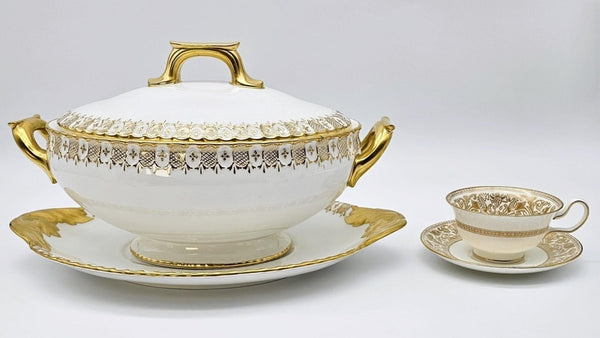 Royal Crown Derby Royal Crown Derby Heraldic Gold Large Tureen with Serving Plate, Vintage Fine Bone China, Made in England Made in England, Discontinued - Porcelain Tureen ClassyTea